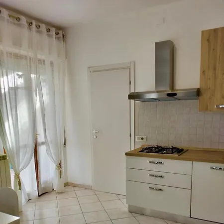 Attico Centralissimo E Vicino Al Mare Apartment *